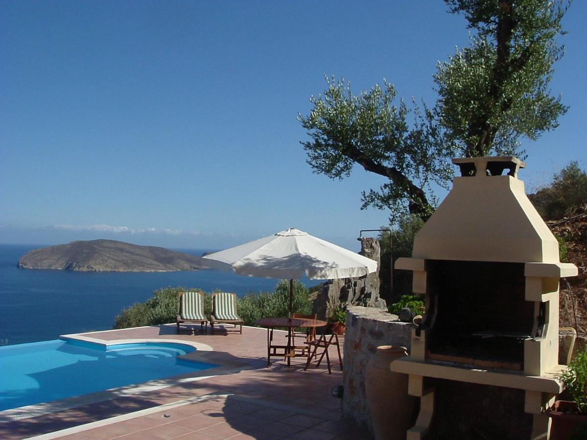 Villa Lir Tholos  Exteriör bild