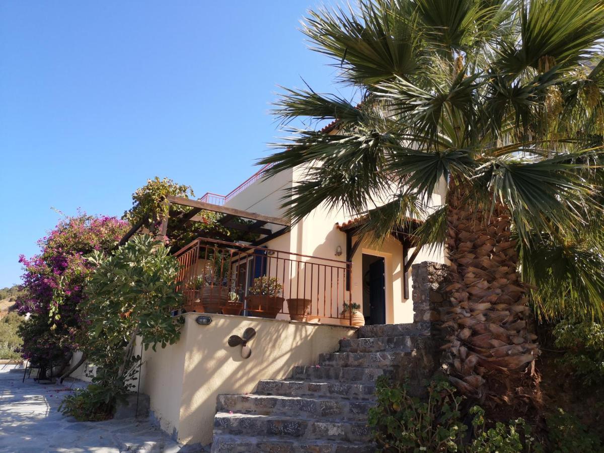 Villa Lir Tholos  Exteriör bild