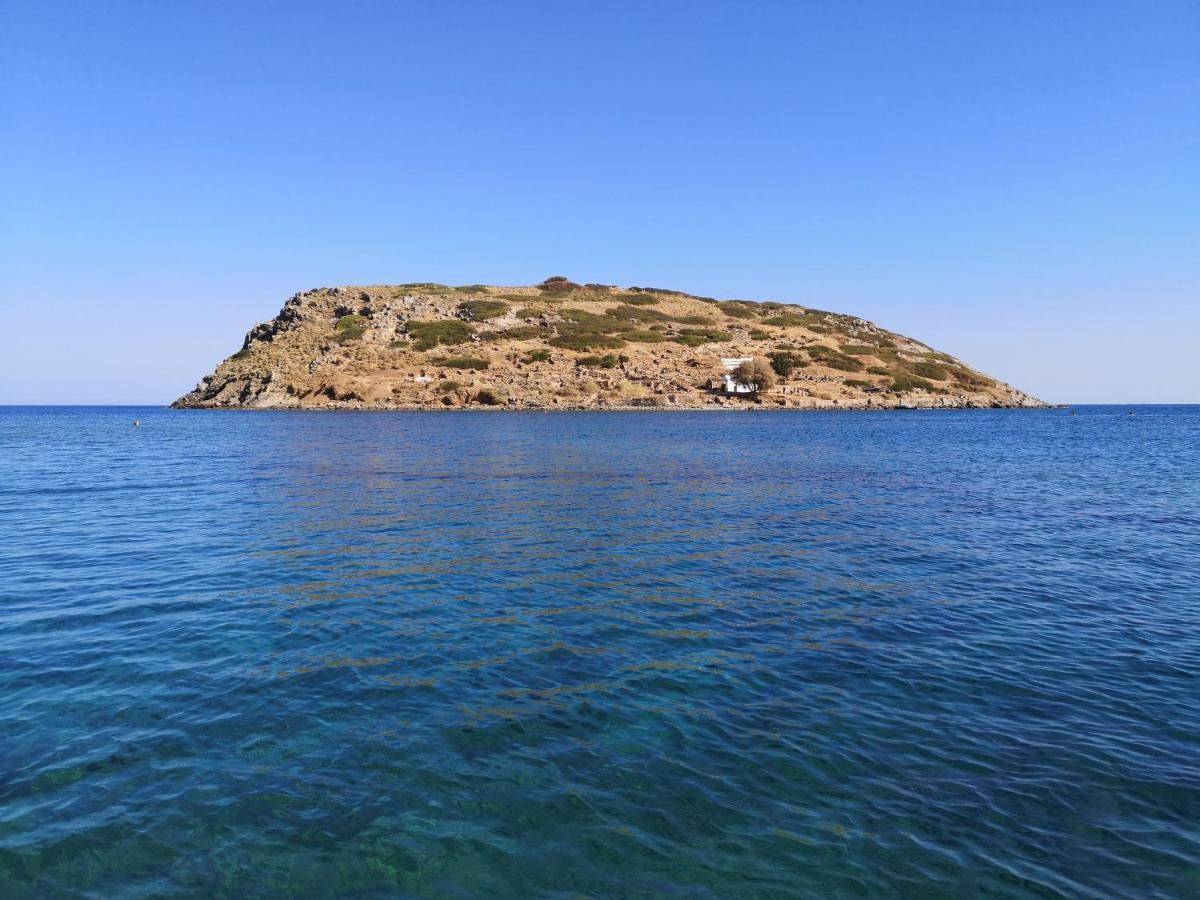 Villa Lir Tholos  Exteriör bild