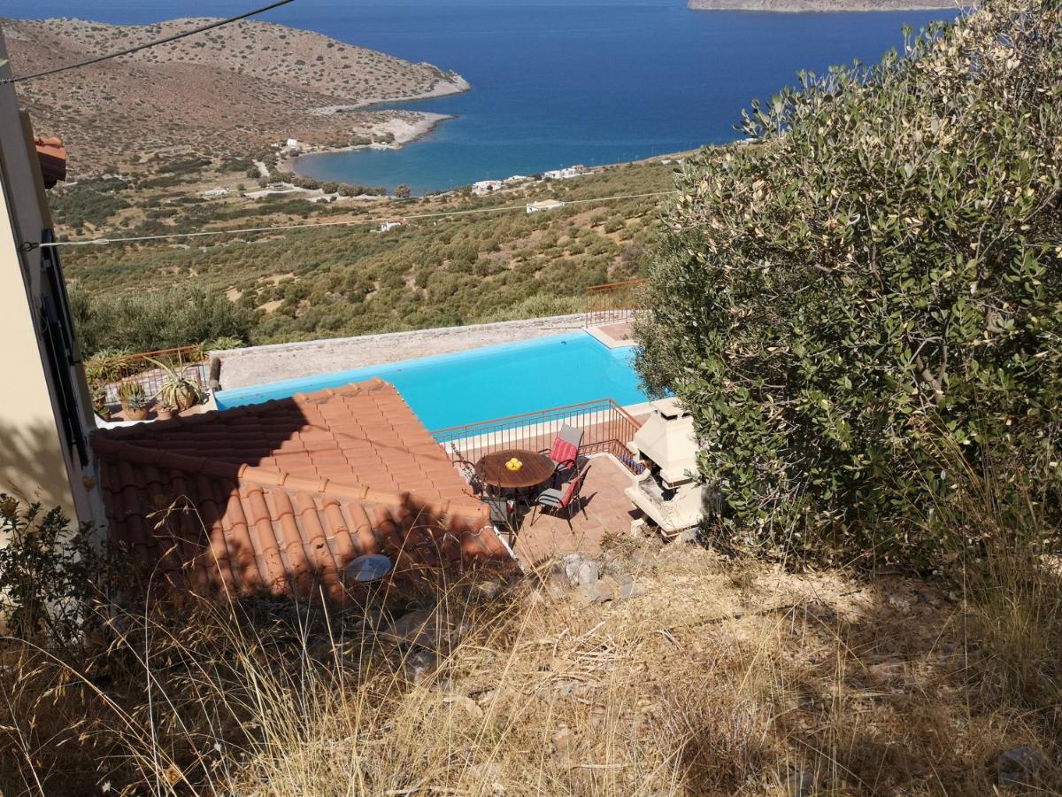 Villa Lir Tholos  Exteriör bild